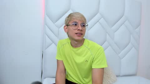 Snapshot of joseph_brown_ chatting on December 7, 2024, 10:34 am JOSEPH BROWN online show from December 7, 2024, 10:34 am