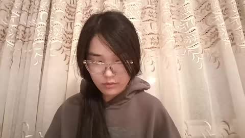 Kama online show from April 15, 2026, 7:58 pm