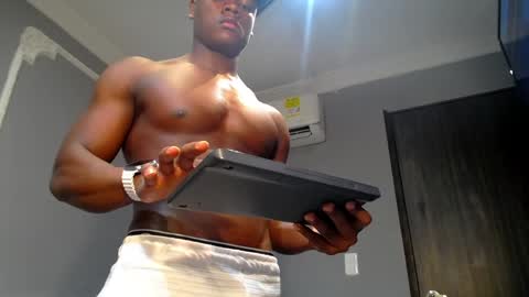 Snapshot of joshloganx chatting on December 14, 2024, 7:14 pm joshloganx online show from December 14, 2024, 7:14 pm