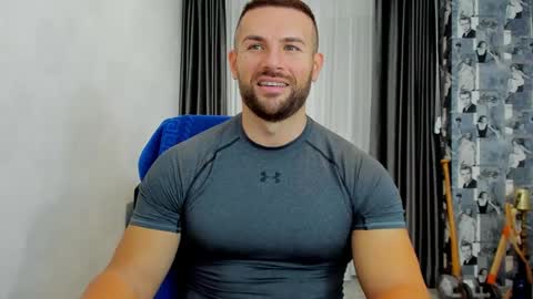 joshuamuscle69 online show from February 1, 2025, 5:49 am