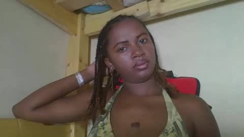 Snapshot of josiane93 chatting on October 30, 2025, 6:26 am josiane online show from October 30, 2025, 6:26 am