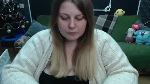 josiesun771 online show from January 19, 2025, 1:01 pm