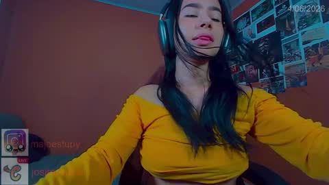 Snapshot of jositarousell chatting on June 4, 2026, 9:21 pm Josita rousell INSTAGRAM majoestupy online show from June 4, 2026, 9:21 pm