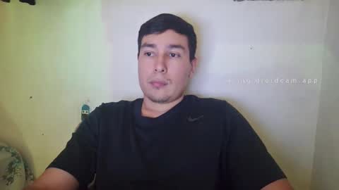 Snapshot of josq121 chatting on November 4, 2025, 2:49 pm josq121 online show from November 4, 2025, 2:49 pm