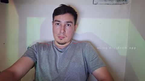 Snapshot of josq121 chatting on November 24, 2025, 2:06 pm josq121 online show from November 24, 2025, 2:06 pm