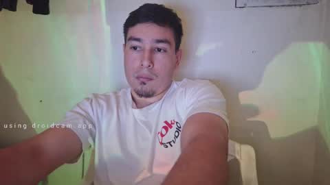 Snapshot of josq121 chatting on November 30, 2025, 9:35 am josq121 online show from November 30, 2025, 9:35 am