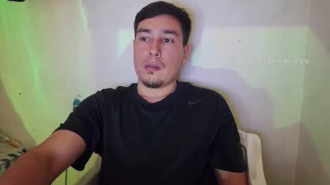 Snapshot of josq121 chatting on December 3, 2025, 8:07 pm josq121 online show from December 3, 2025, 8:07 pm