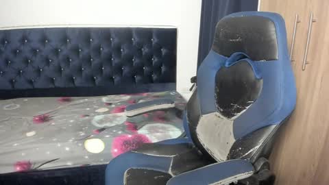 josy online show from April 8, 2026, 1:38 am