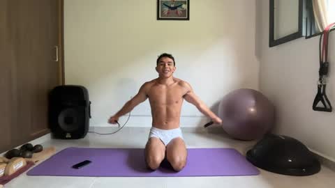 Im Jouliano online show from April 7, 2026, 3:23 pm