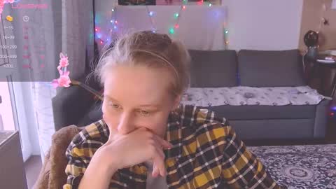 joy_keys online show from March 9, 2025, 2:54 pm