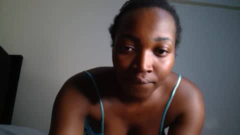 joyce1080 online show from March 5, 2026, 12:12 pm