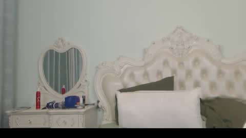 joycekay online show from November 1, 2025, 9:17 pm