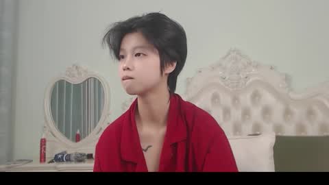 joycekay online show from November 12, 2025, 2:45 am