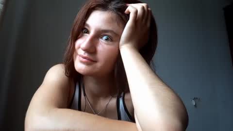 Snapshot of joycewalks chatting on June 23, 2026, 5:38 am Tessa online show from June 23, 2026, 5:38 am