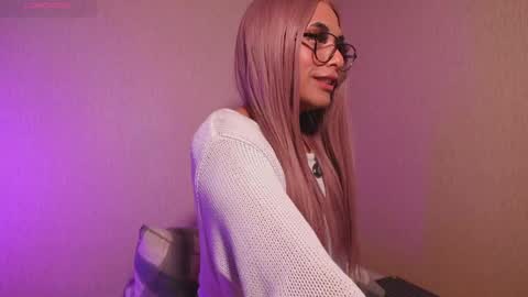 Danae online show from May 15, 2026, 11:12 pm