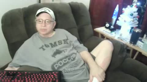 Snapshot of jpmel99 chatting on December 26, 2024, 5:15 am jpmel99 online show from December 26, 2024, 5:15 am