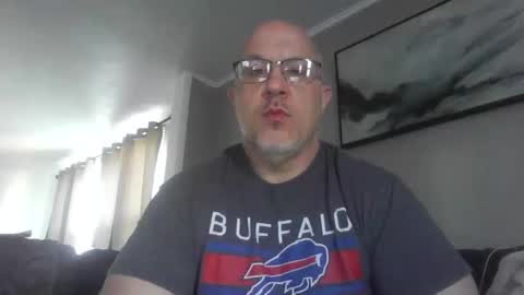 Snapshot of jr1871 chatting on May 2, 2026, 11:15 am jr1871 online show from May 2, 2026, 11:15 am