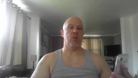 Snapshot of jr1871 chatting on May 7, 2026, 1:05 pm jr1871 online show from May 7, 2026, 1:05 pm