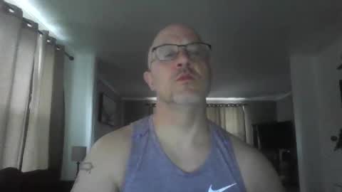 Snapshot of jr1871 chatting on May 8, 2026, 11:59 am jr1871 online show from May 8, 2026, 11:59 am
