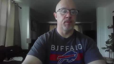 Snapshot of jr1871 chatting on May 13, 2026, 12:24 pm jr1871 online show from May 13, 2026, 12:24 pm