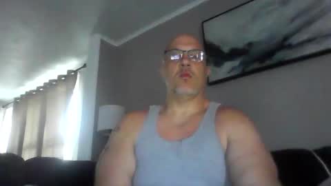 Snapshot of jr1871 chatting on May 20, 2026, 12:33 pm jr1871 online show from May 20, 2026, 12:33 pm