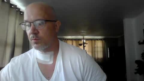 Snapshot of jr1871 chatting on June 15, 2026, 3:25 pm jr1871 online show from June 15, 2026, 3:25 pm