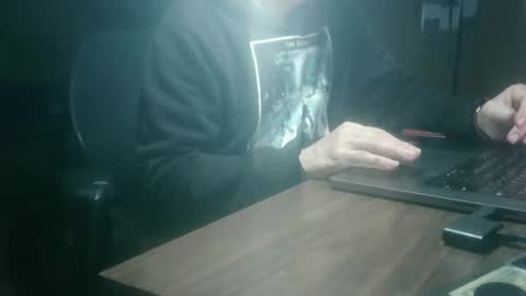 Snapshot of jraiven chatting on April 2, 2026, 12:41 am Soy Rai online show from April 2, 2026, 12:41 am