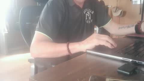 Snapshot of jraiven chatting on April 2, 2026, 4:59 pm Soy Rai online show from April 2, 2026, 4:59 pm