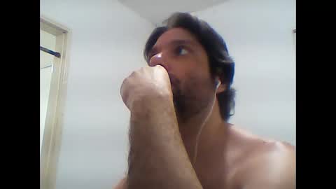 jrcsrodrigo online show from April 22, 2026, 2:47 am