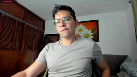 Snapshot of jriizh chatting on April 27, 2026, 4:21 am Cristian- tellme Criis online show from April 27, 2026, 4:21 am