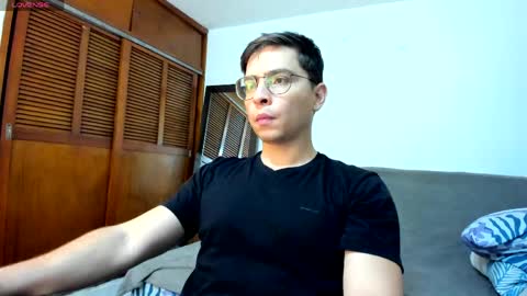 Snapshot of jriizh chatting on May 31, 2026, 2:31 am Cristian- tellme Criis online show from May 31, 2026, 2:31 am