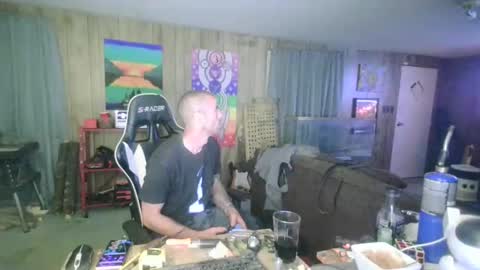 Snapshot of jrizzle1111 chatting on November 6, 2025, 9:21 am jrizzle1111 online show from November 6, 2025, 9:21 am