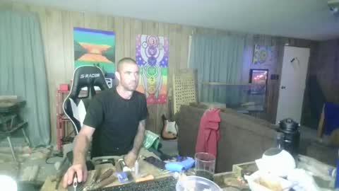 Snapshot of jrizzle1111 chatting on November 9, 2025, 10:35 am jrizzle1111 online show from November 9, 2025, 10:35 am