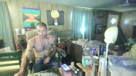 jrizzle1111 online show from May 15, 2026, 5:53 pm