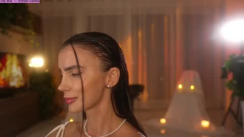 Snapshot of jseductiveart chatting on November 6, 2025, 7:26 pm Jennifer Diaz online show from November 6, 2025, 7:26 pm