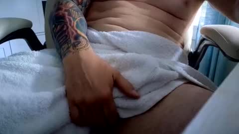 Snapshot of jtl12 chatting on November 9, 2025, 4:05 pm jtl12 online show from November 9, 2025, 4:05 pm