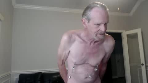 Snapshot of jtull52 chatting on November 26, 2025, 12:50 pm jtull52 online show from November 26, 2025, 12:50 pm