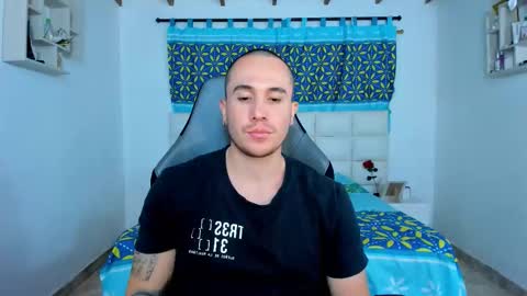 Juan online show from February 12, 2025, 12:48 am