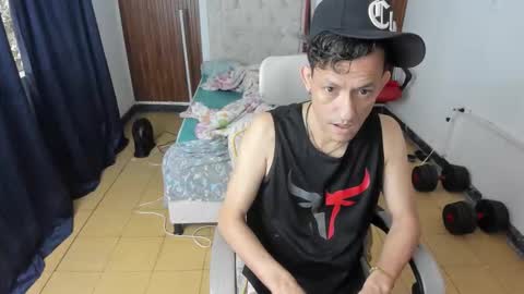 Snapshot of juan_and_luke chatting on March 17, 2026, 12:30 pm juan_and_luke online show from March 17, 2026, 12:30 pm