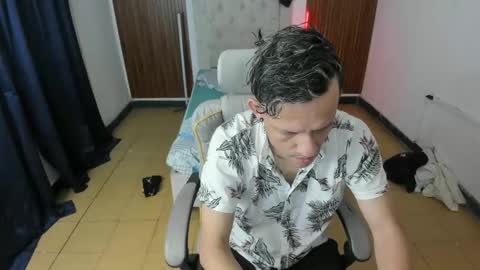 Snapshot of juan_and_luke chatting on April 9, 2026, 11:26 am juan_and_luke online show from April 9, 2026, 11:26 am