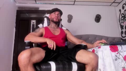 Snapshot of juan_bruce chatting on December 13, 2025, 9:31 pm juan online show from December 13, 2025, 9:31 pm