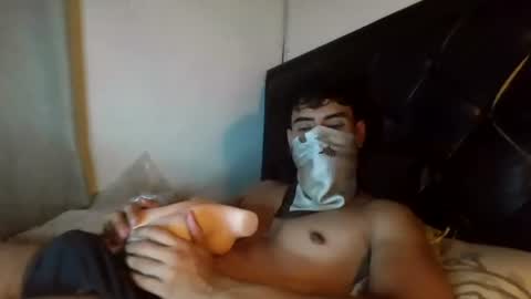 lJuanl online show from August 4, 2026, 2:59 am