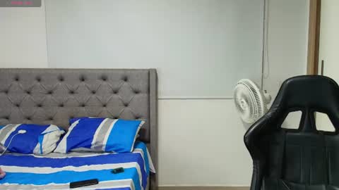 juan_gomez_1 online show from July 3, 2026, 10:54 am