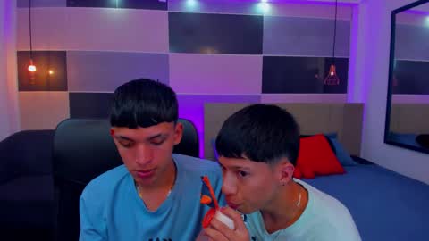 JuanSteven online show from December 20, 2024, 5:04 am