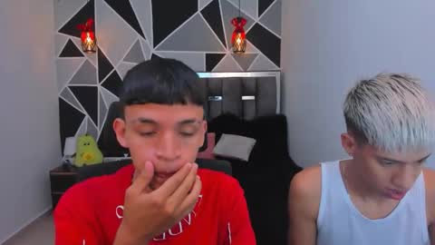 Snapshot of juan_nd_steven chatting on April 21, 2026, 3:13 am JuanSteven online show from April 21, 2026, 3:13 am