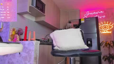 JUANA VALENTINA QUINTERO independent model  ONLY FANS --- Juanaquintero online show from October 23, 2025, 5:07 am