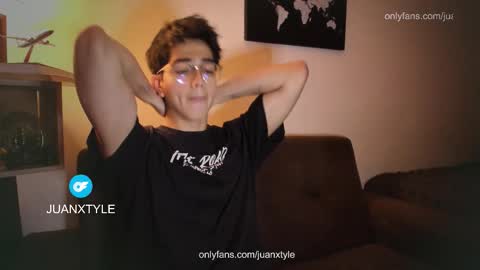 . online show from November 30, 2025, 12:03 am