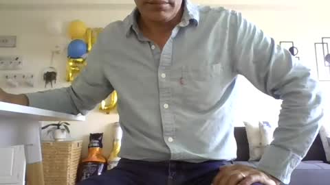 Snapshot of juanearth1 chatting on June 22, 2026, 9:45 pm juanearth1 online show from June 22, 2026, 9:45 pm