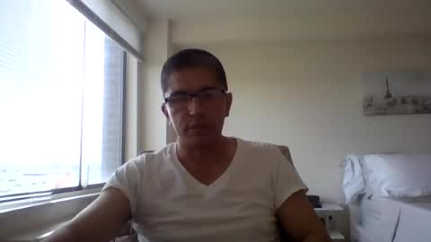 Snapshot of juanearth1 chatting on July 29, 2026, 6:28 pm juanearth1 online show from July 29, 2026, 6:28 pm