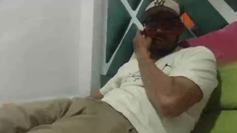 Snapshot of juanfe_style chatting on September 30, 2025, 11:54 pm juanfe_style online show from September 30, 2025, 11:54 pm